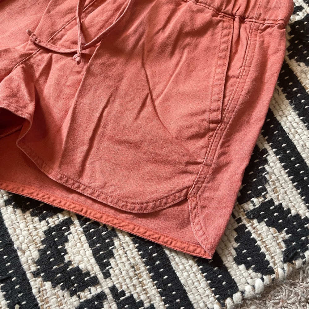 Bundle - 2 pairs J. Crew Pull-on Linen Shorts - Picture 5 of 10